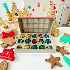 Vintage Holly Brand Christmas Tree Ornaments Box of 13 Multicolor Glass Balls